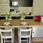 Proche Ocean Dans 3 Etoiles Avec Piscine Et Parking Prive *
