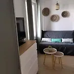 Apartament Proche Ocean Dans 3 Etoiles Avec Piscine Et Parking Prive