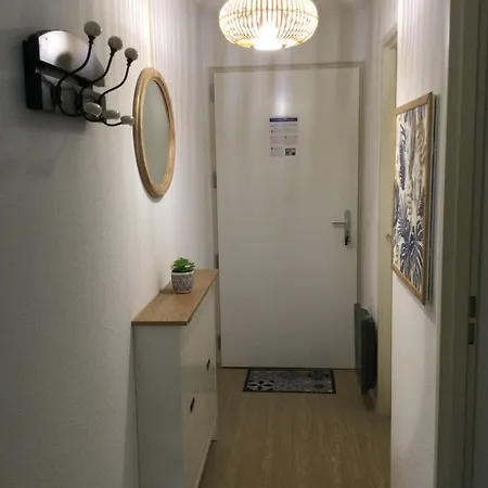 Studio Proche Ocean Dans Residence 3 Etoiles Avec Piscine Et Parking Prive * מימיזן-פלאז'