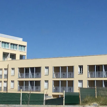 Studio Proche Ocean Dans Residence 3 Etoiles Avec Piscine Et Parking Prive * מימיזן-פלאז'