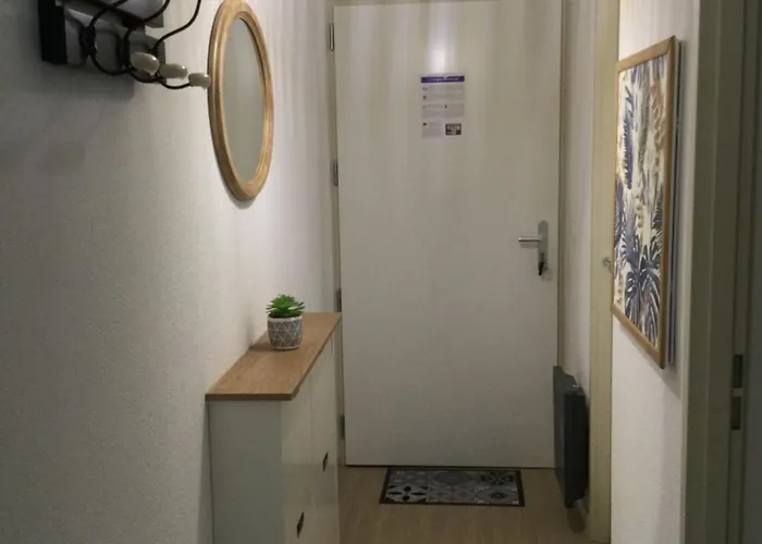 Studio Proche Ocean Dans Residence 3 Etoiles Avec Piscine Et Parking Prive * מימיזן-פלאז'